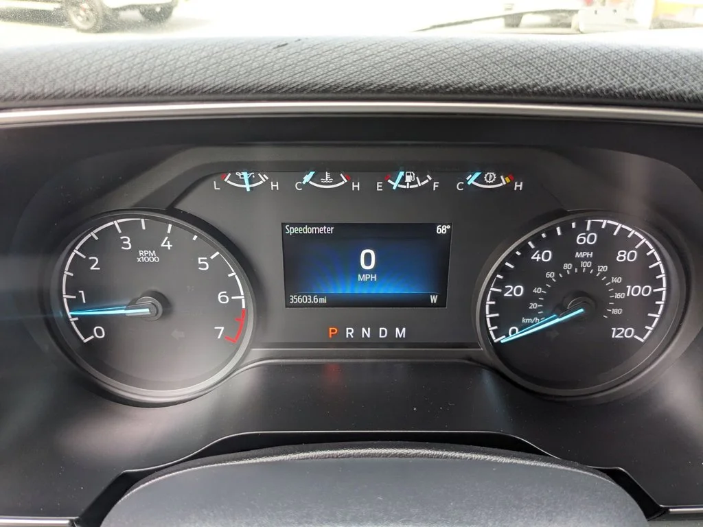 Used 2023  Ford XLT image 15