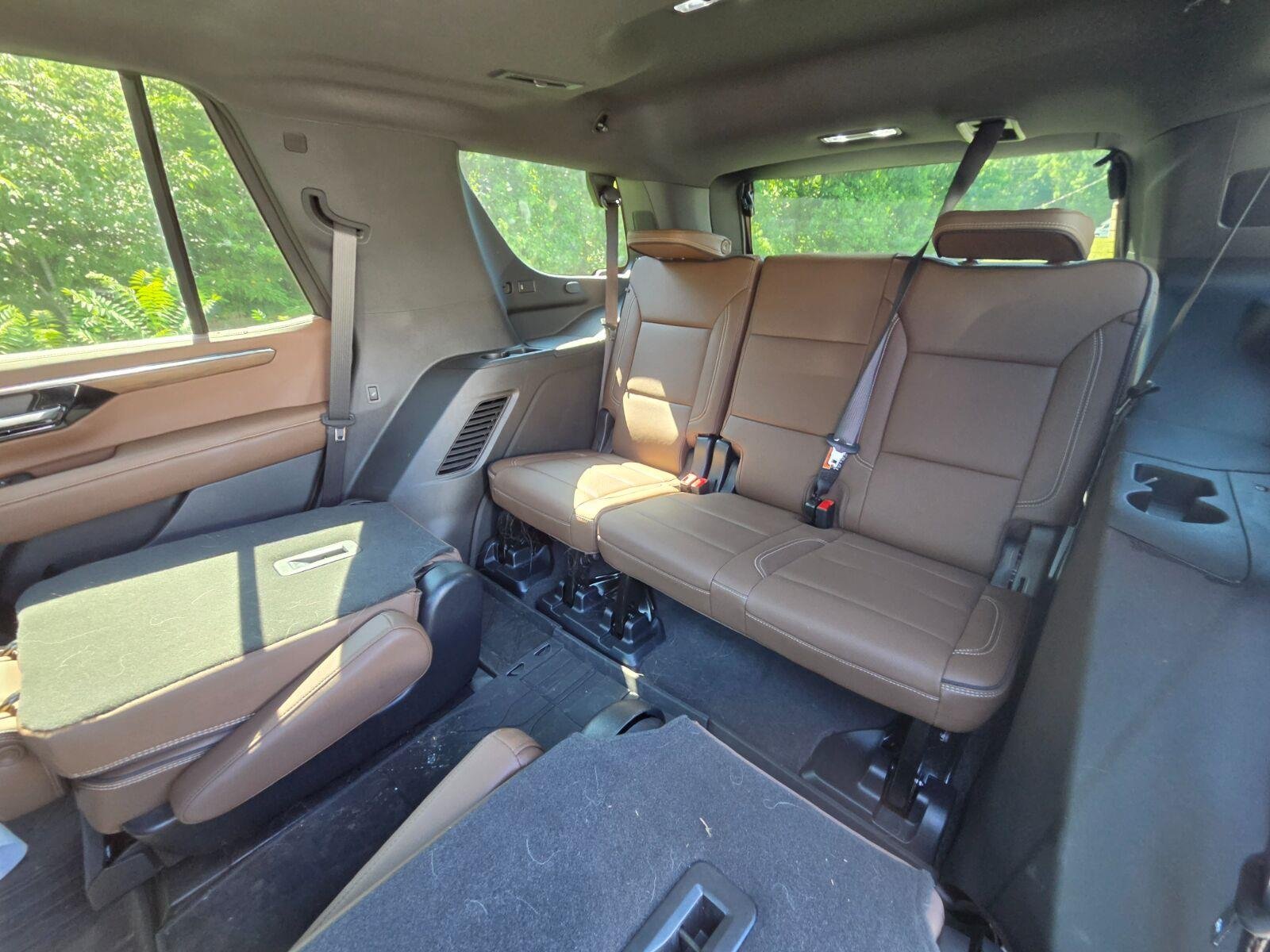 Used 2025 Black Chevrolet High Country image 12