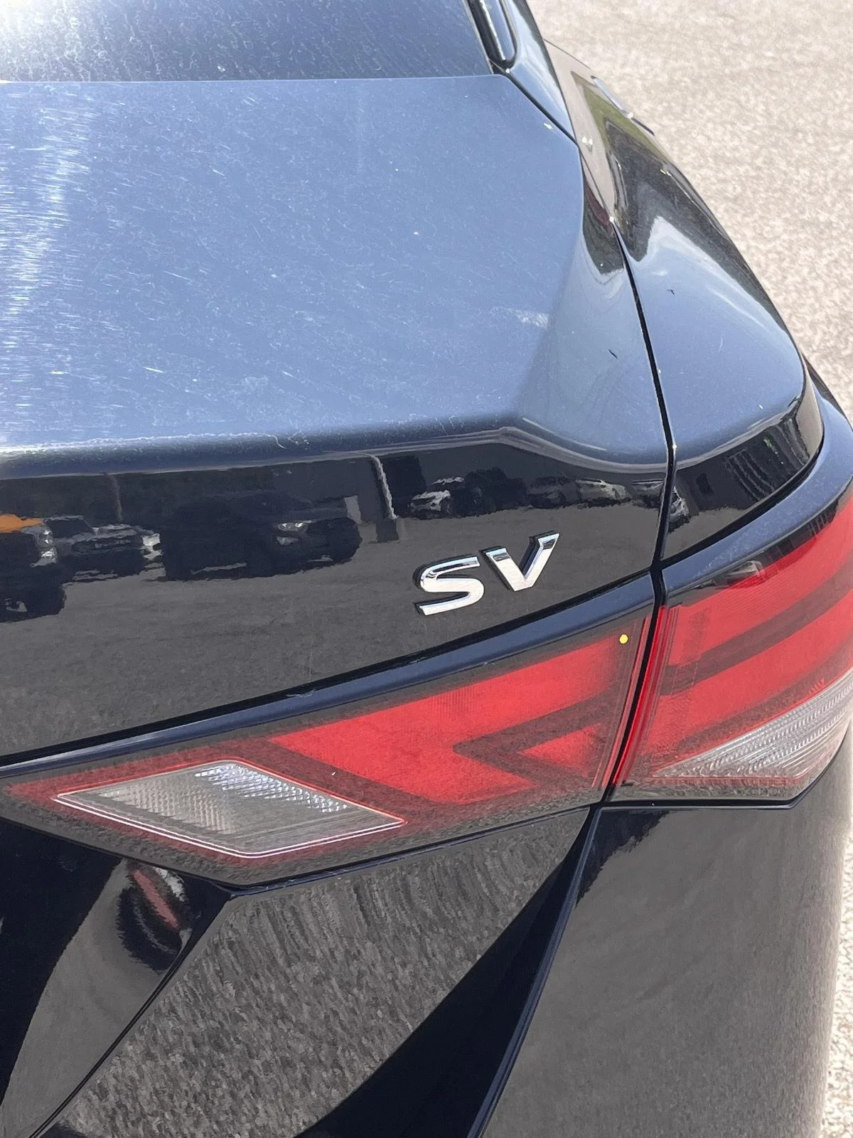 Used 2024 Super Black Nissan SV image 9