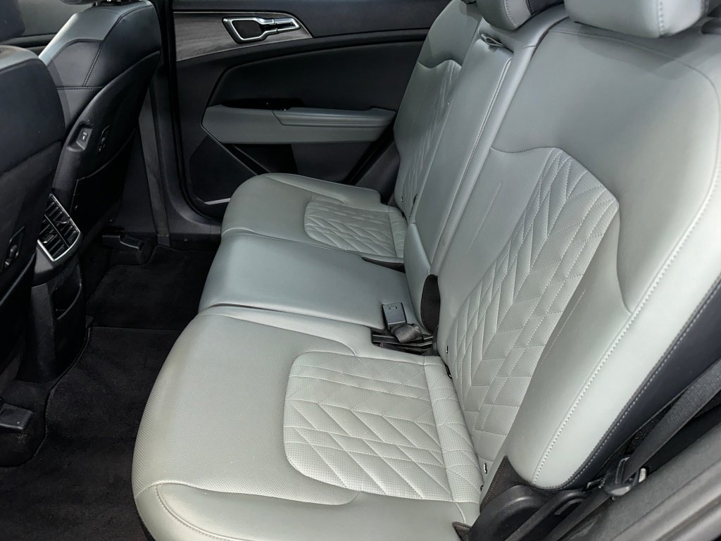 Used 2023 Black Kia X-Line image 18