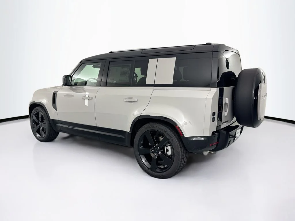 New 2026 Borasco Grey Land Rover X-Dynamic SE image 7