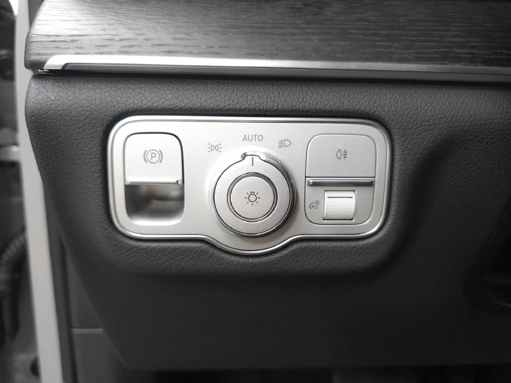 Certified Used 2026 MANUFAKTUR Alpine Gray Mercedes-Benz GLE 350 image 10