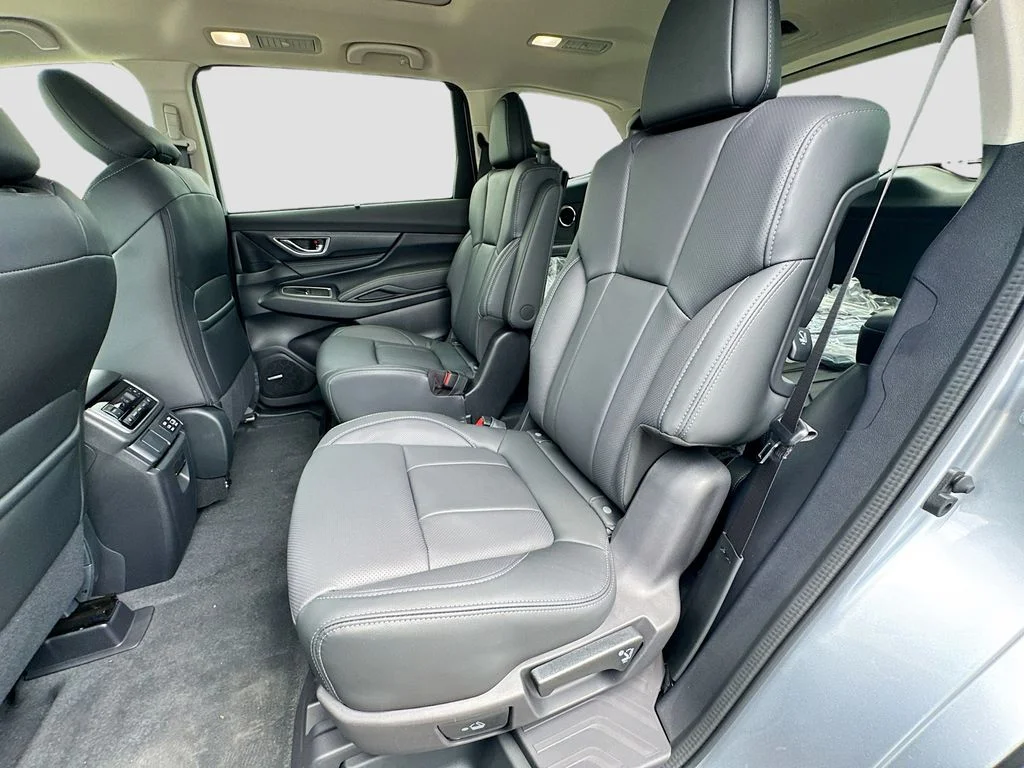 New 2026 ICE SILVER METALLIC Subaru Limited 7-Passenger image 31