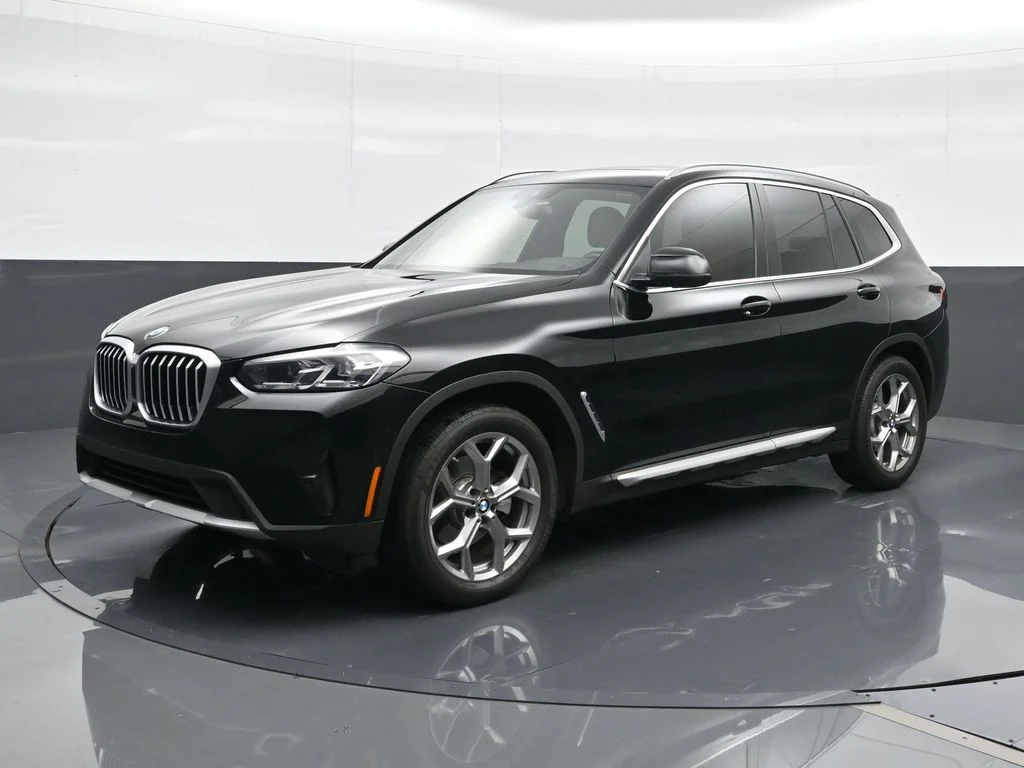 2023 BMW X3 sDrive30i's photo