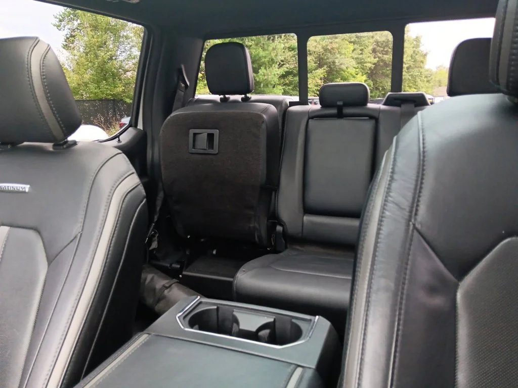 Used 2015 Ingot Silver Ford Platinum image 28