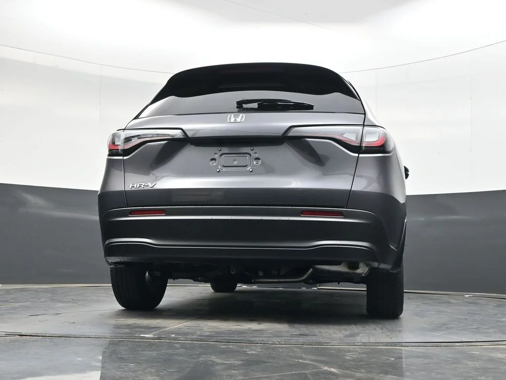 New 2027 Modern Steel Metallic Honda LX image 28