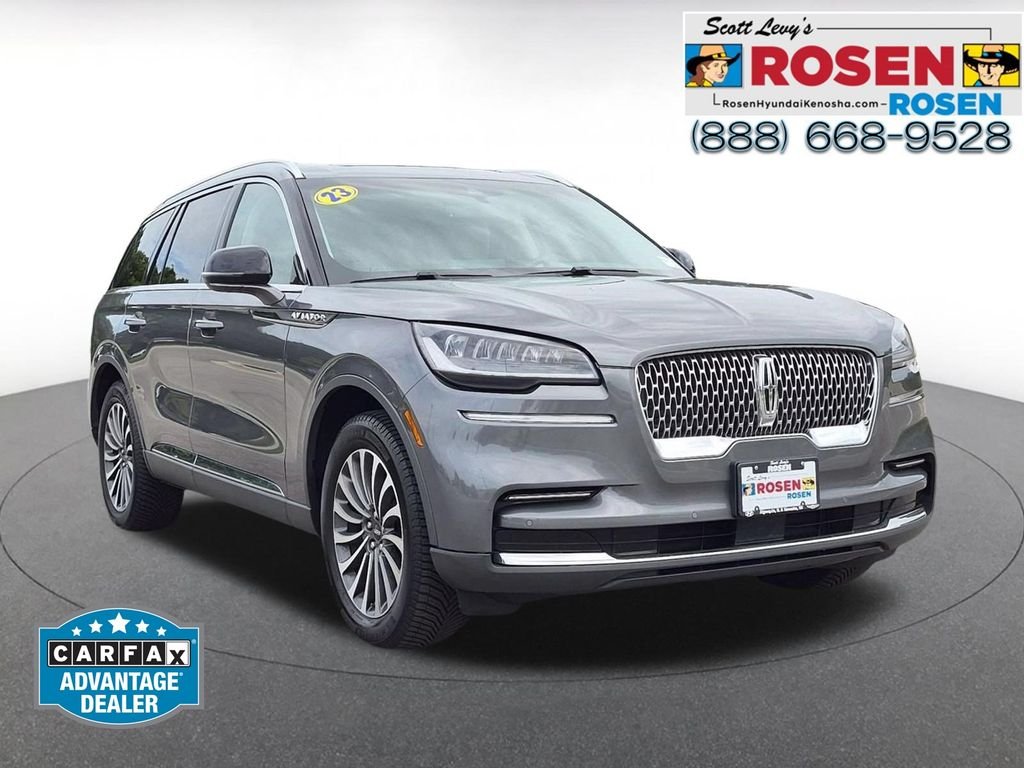 Used 2023 Gray Lincoln Standard image 1