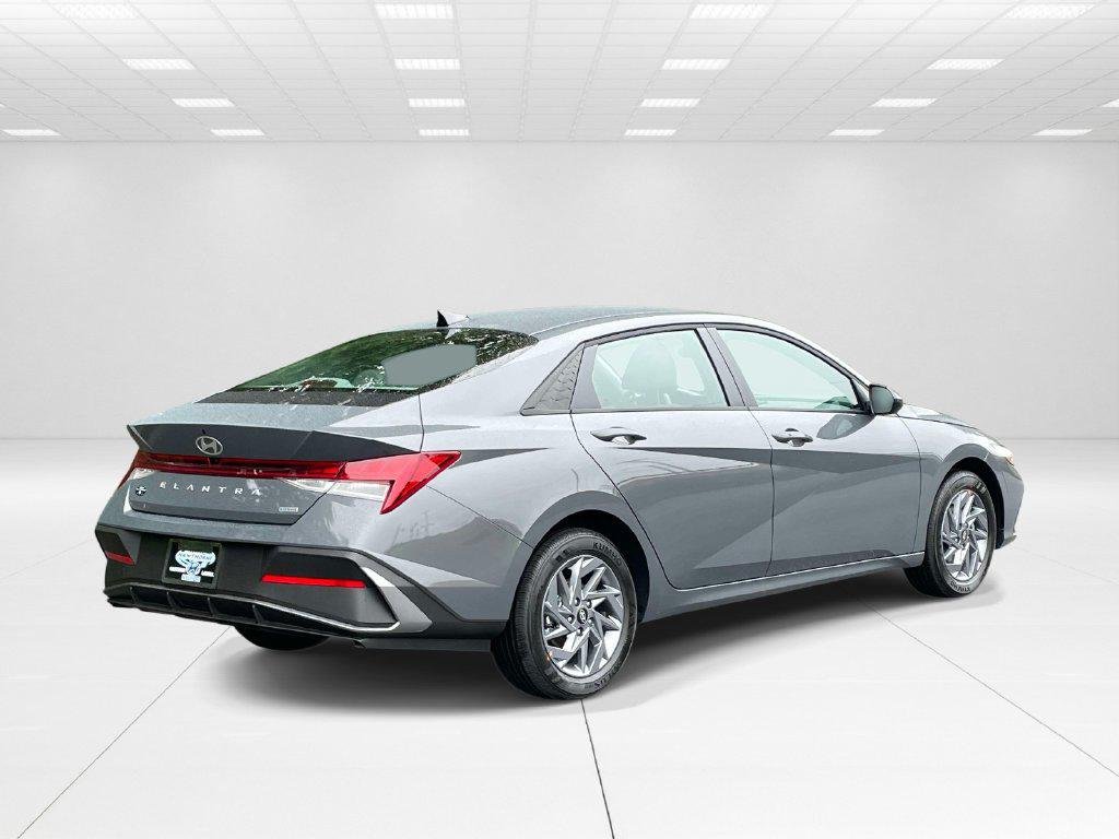 New 2026 Gray Hyundai Blue image 6