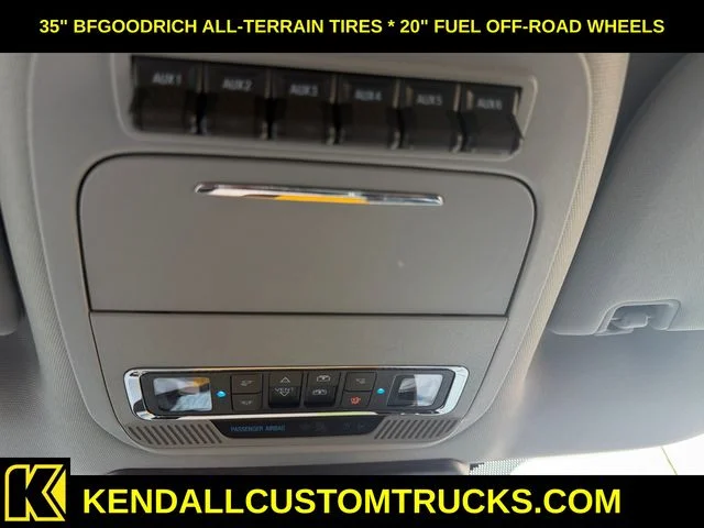 Used 2025 Gray Ford Lariat image 27