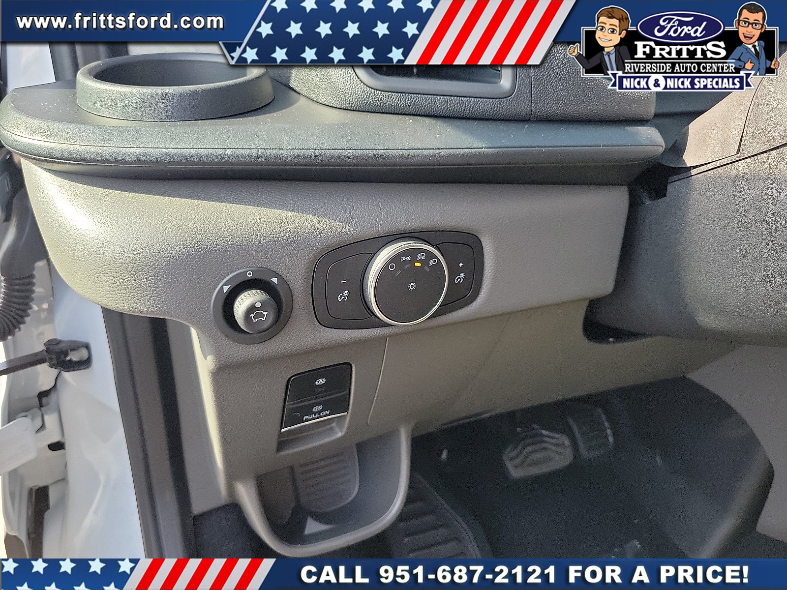 New 2026 Oxford White Ford Passenger Van XL image 10