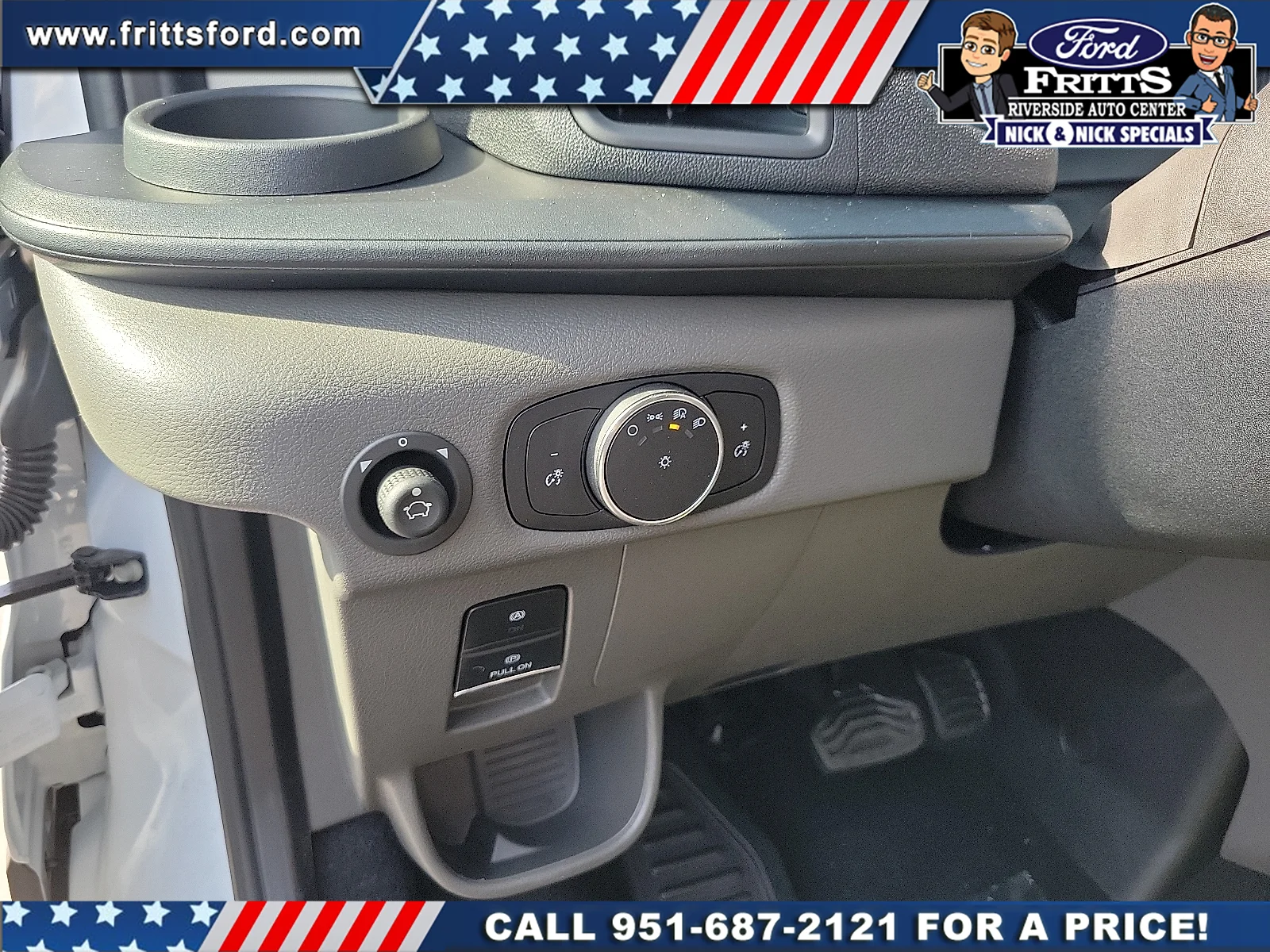 New 2026 Oxford White Ford Passenger Van XL image 10