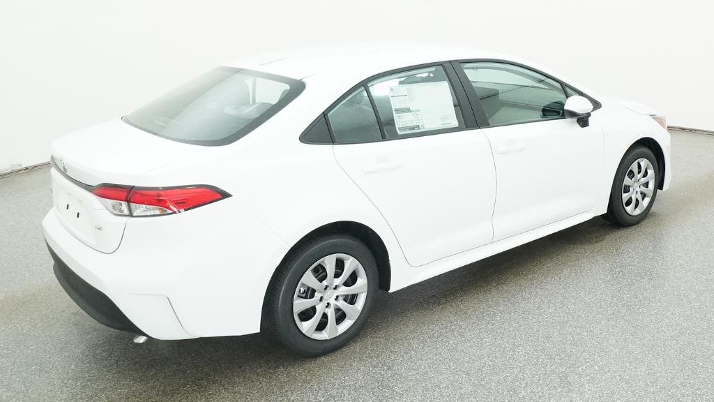 New 2026 Ice Cap Toyota LE image 23