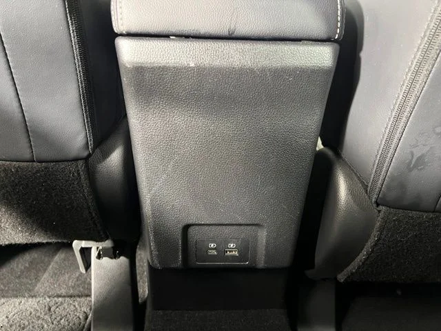 Used 2025 Blue Mitsubishi SE image 34