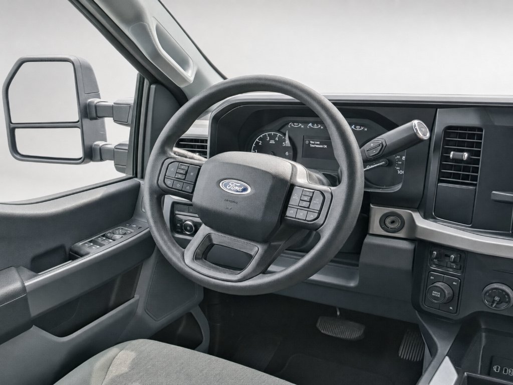 Used 2024 Antimatter Blue Metallic Ford XLT image 13