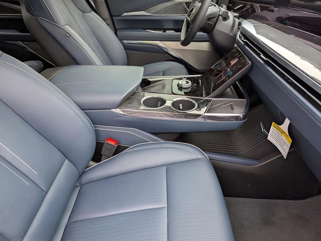 2025 Cadillac Escalade IQ Sport 2 - Photo 36