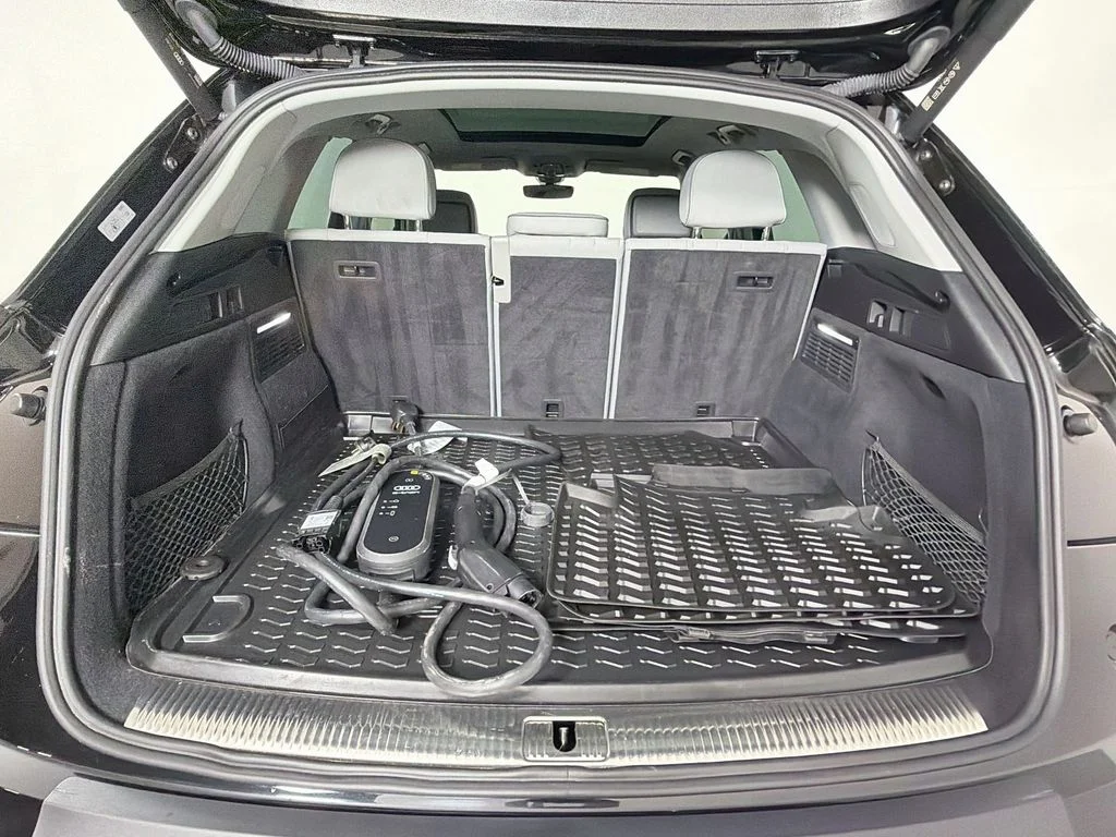 Used 2023 Black Audi 55 Premium image 28