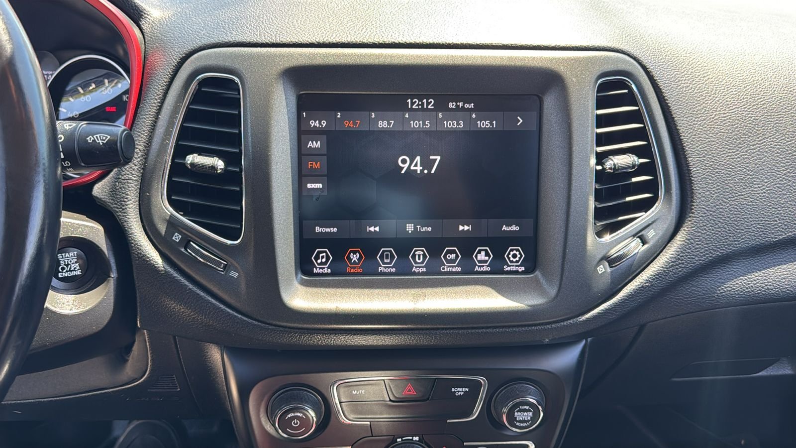 Used 2020 Black Jeep Trailhawk image 29
