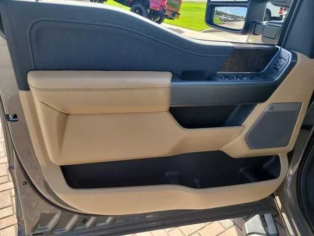 New 2026 Gray Ford Lariat image 17