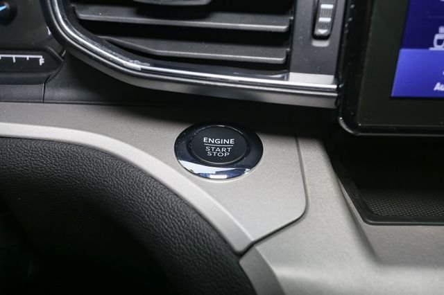 Used 2023 Black Ford XLT image 28