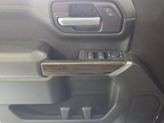 Used 2021 Brown Chevrolet LT image 31