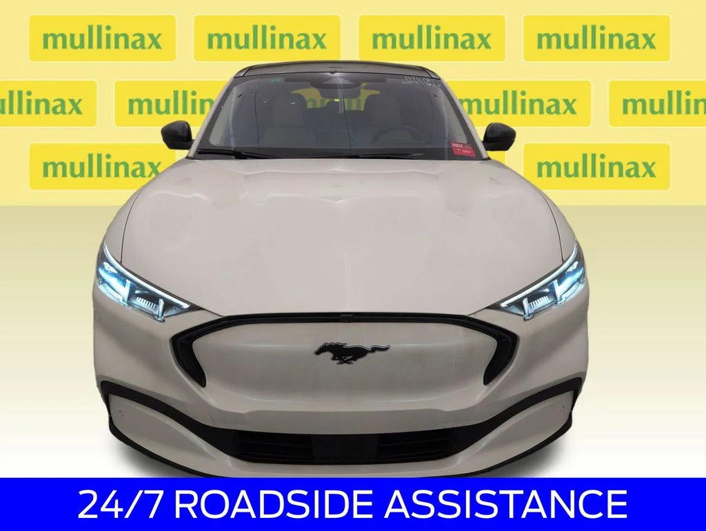 Certified Used 2023 White Ford Premium image 15