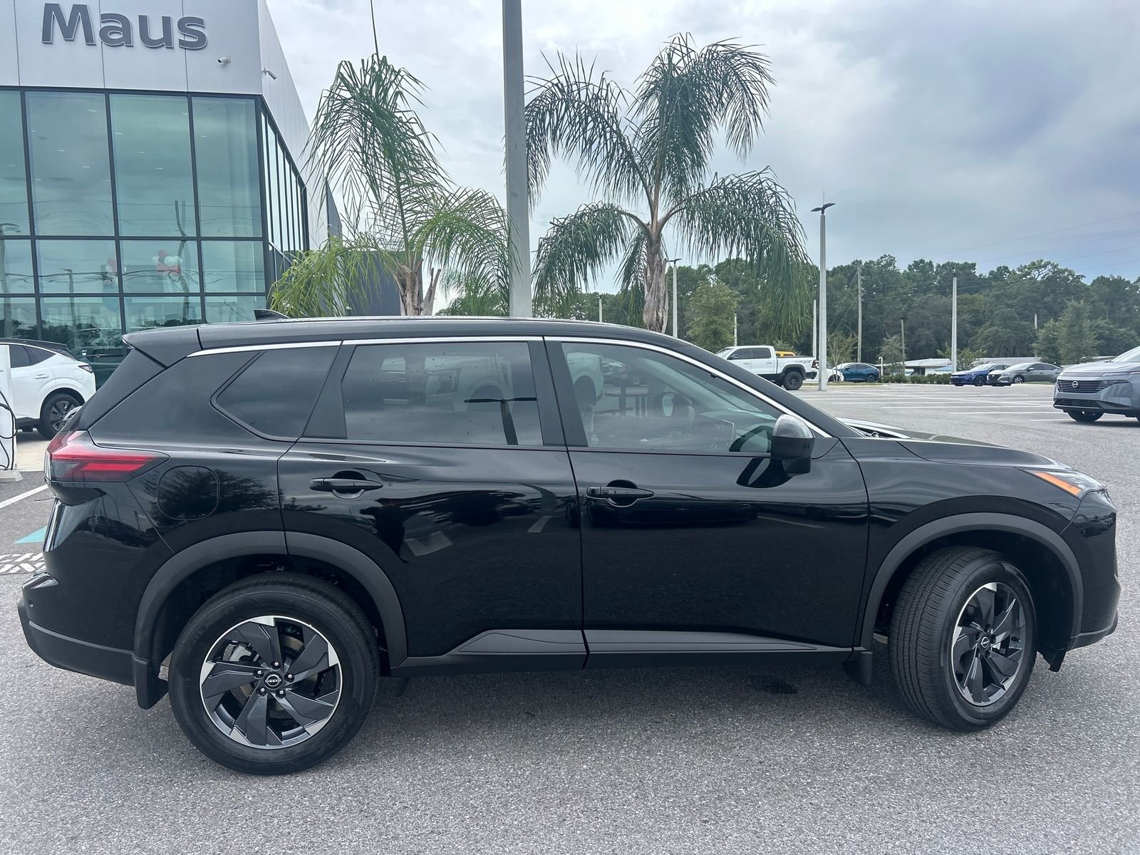 New 2026 Nissan Rogue SV 4D Sport Utility