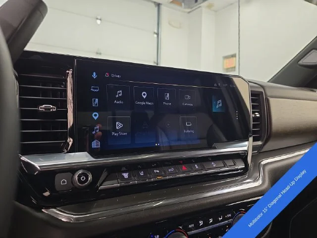 Used 2025 Summit White Chevrolet High Country image 28