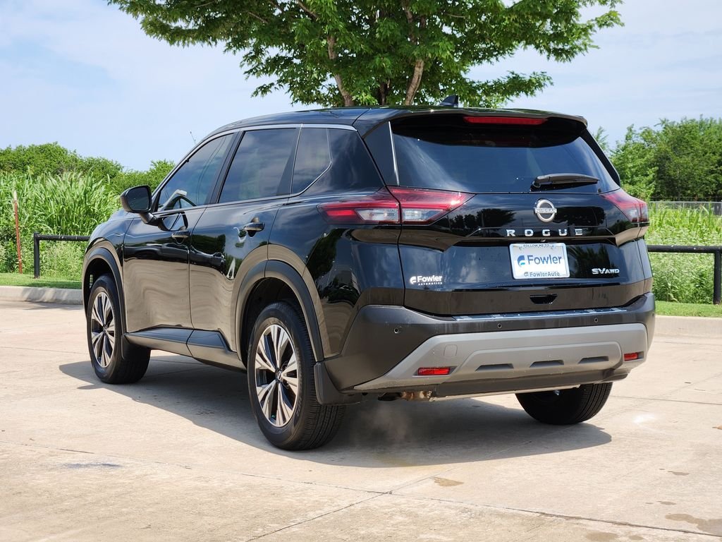 Used 2023 Black Nissan SV image 5