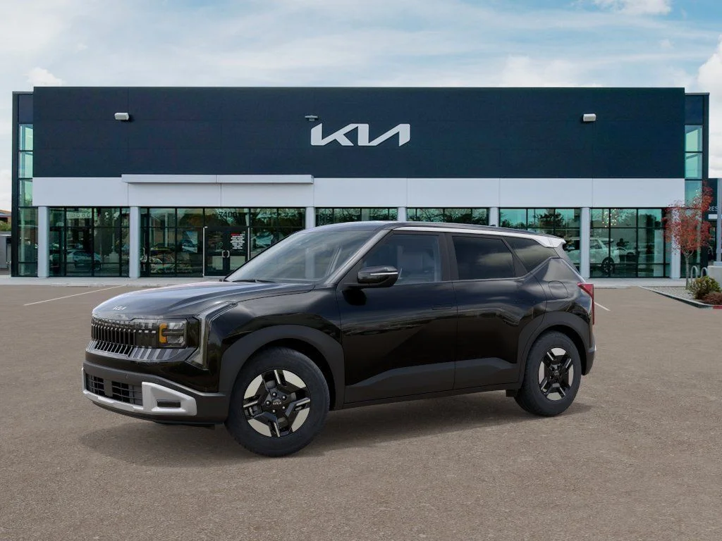 New 2027 Black Kia LX image 3
