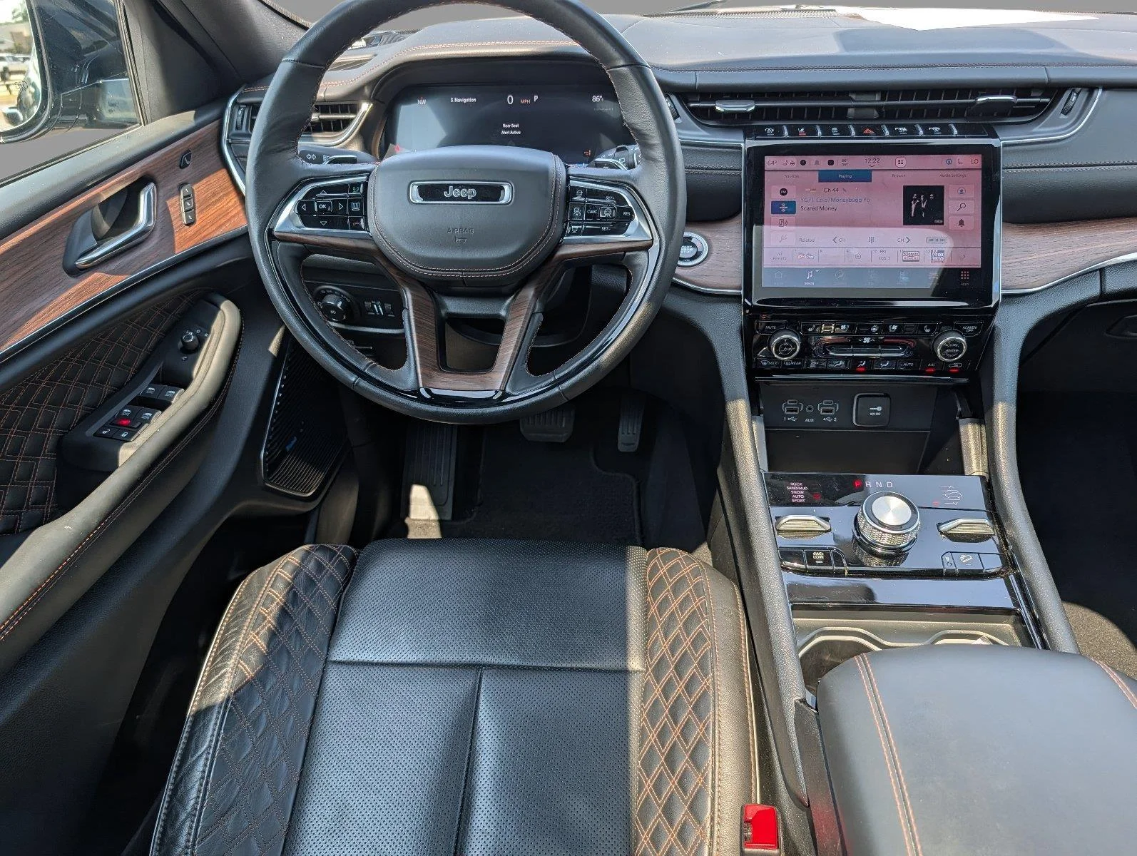 Used 2025 Diamond Black Crystal Pearlcoat Jeep Summit image 28