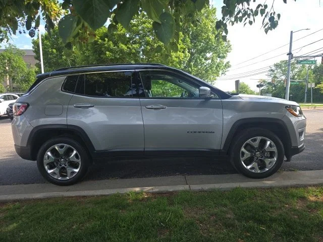 Used 2020 Billet Silver Metallic Jeep Limited image 8