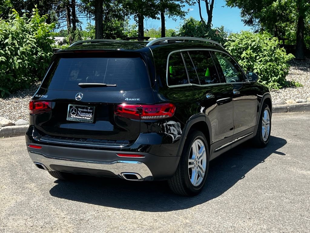 Certified Used 2022 Black Mercedes-Benz GLB 250 image 5