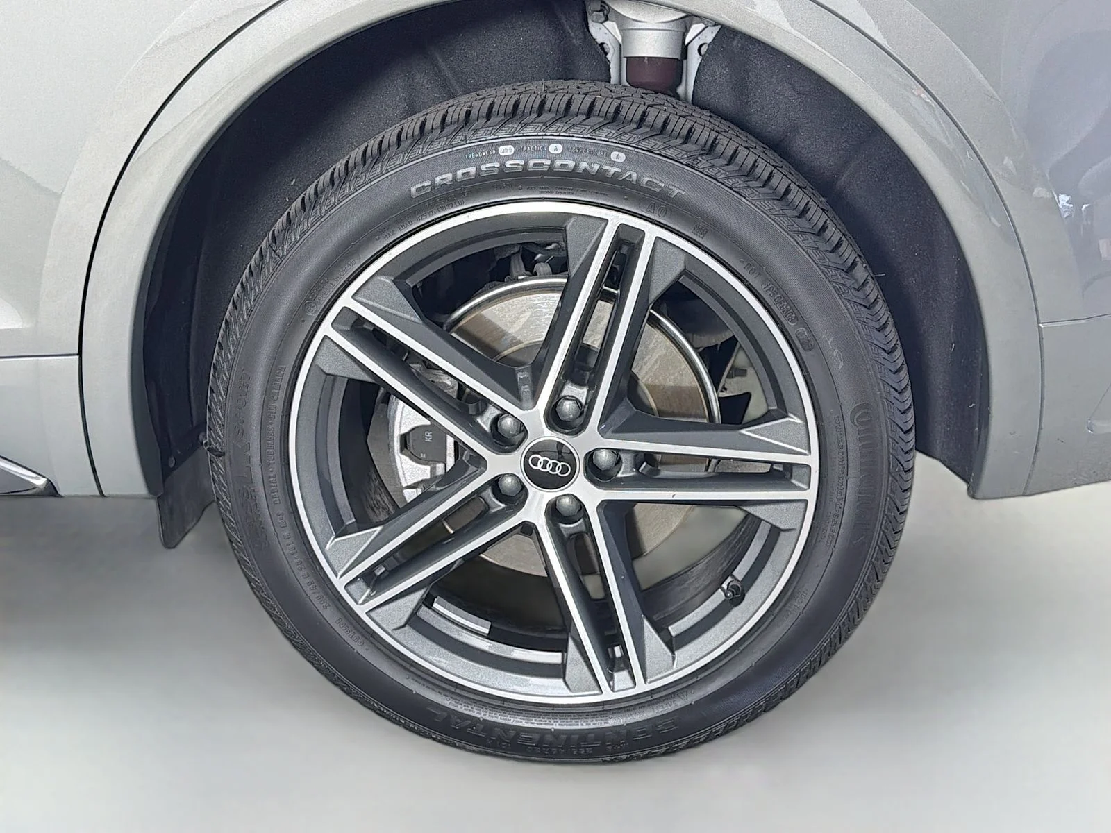 Used 2023 Gray Audi 55 Premium Plus image 33