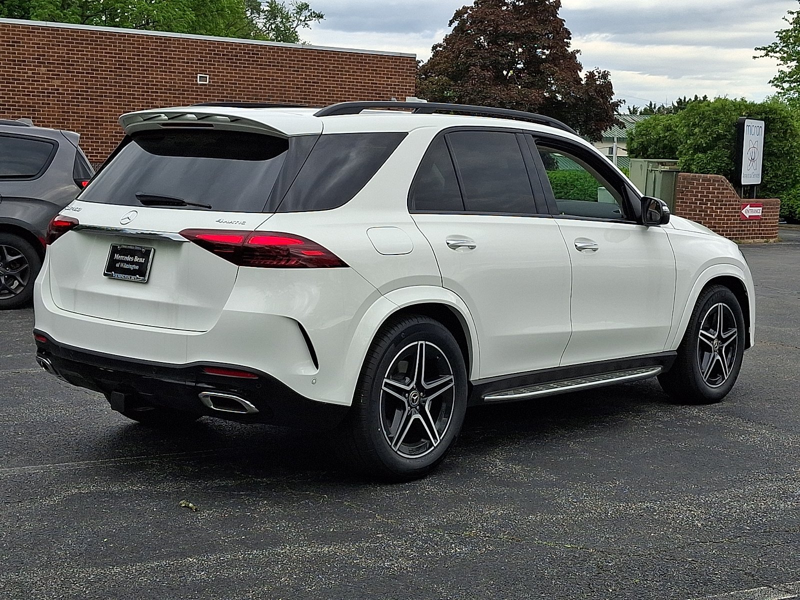 New 2026 Polar White Mercedes-Benz GLE 450 image 6