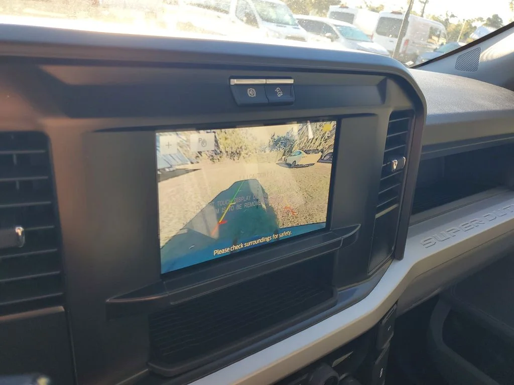 New 2026 Oxford White Ford F-250® XL image 17