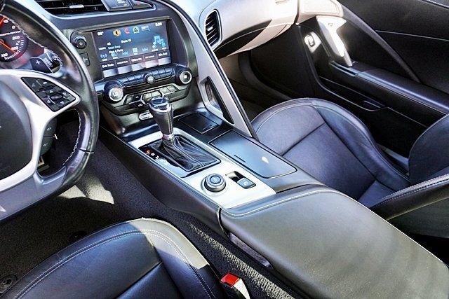 Used 2019 Black Chevrolet Grand Sport image 22