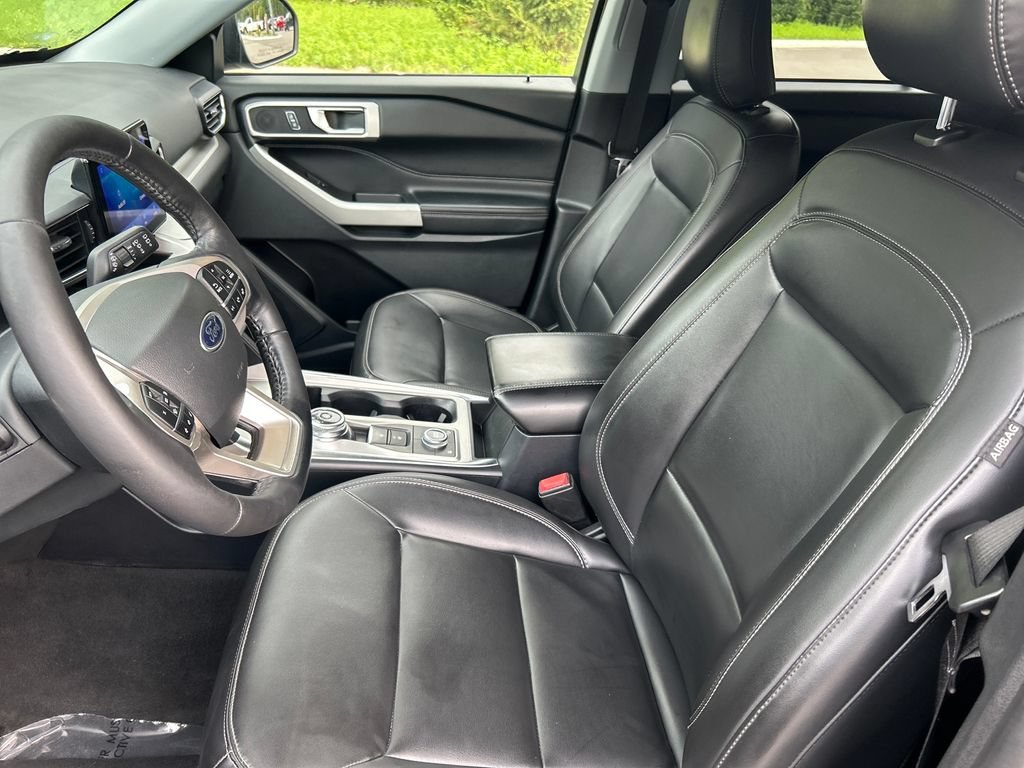 Used 2022 Green Ford XLT image 11