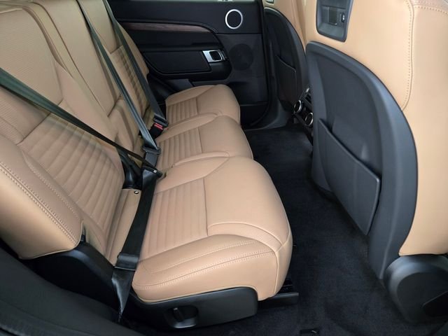 2025 Land Rover Discovery Dynamic SE - Photo 17