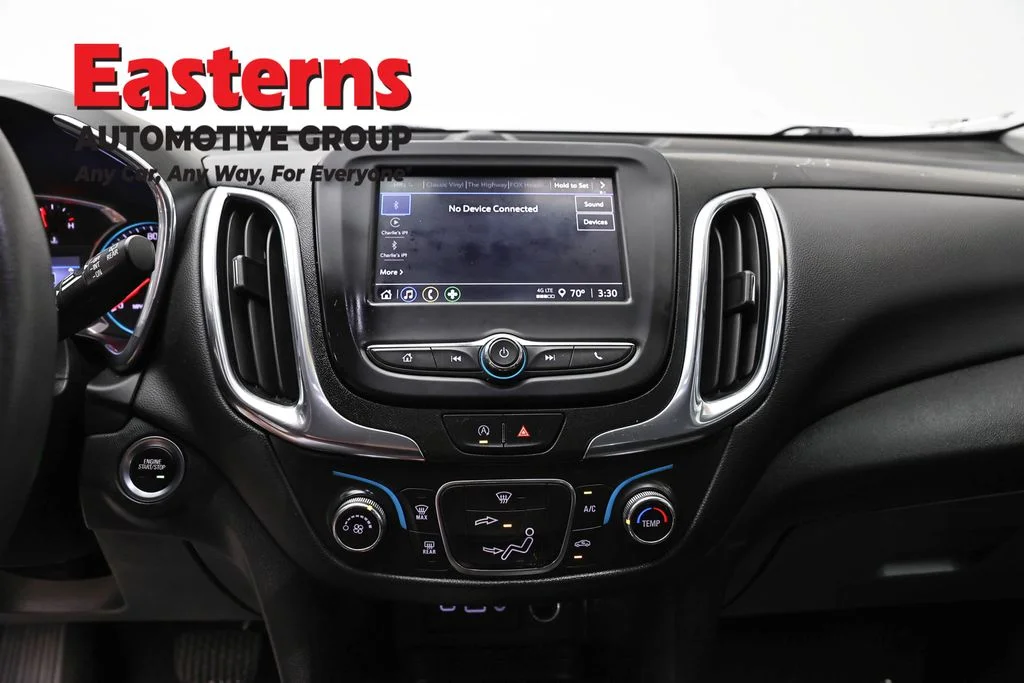 Used 2022 White Chevrolet LT image 11