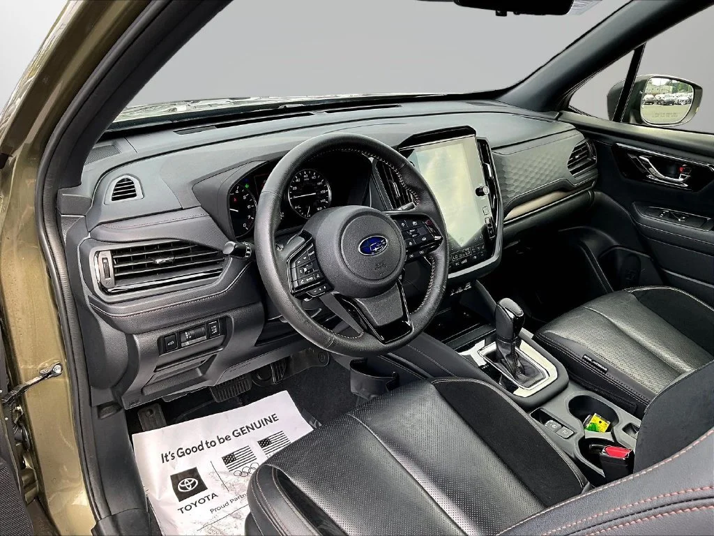 Used 2025 Brown Subaru Touring image 21