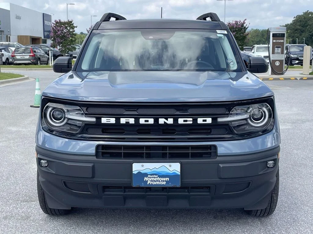 Used 2024 Azure Gray Metallic Tri-Coat Ford Outer Banks image 25