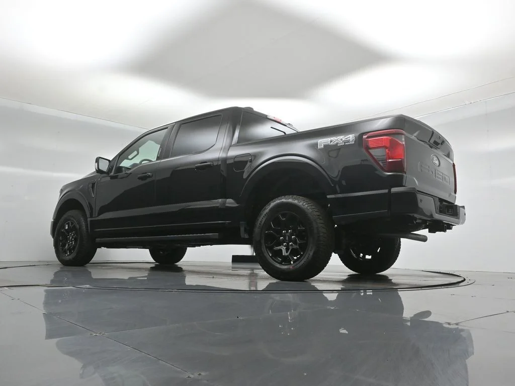 New 2026 Agate Black Metallic Ford XLT image 48