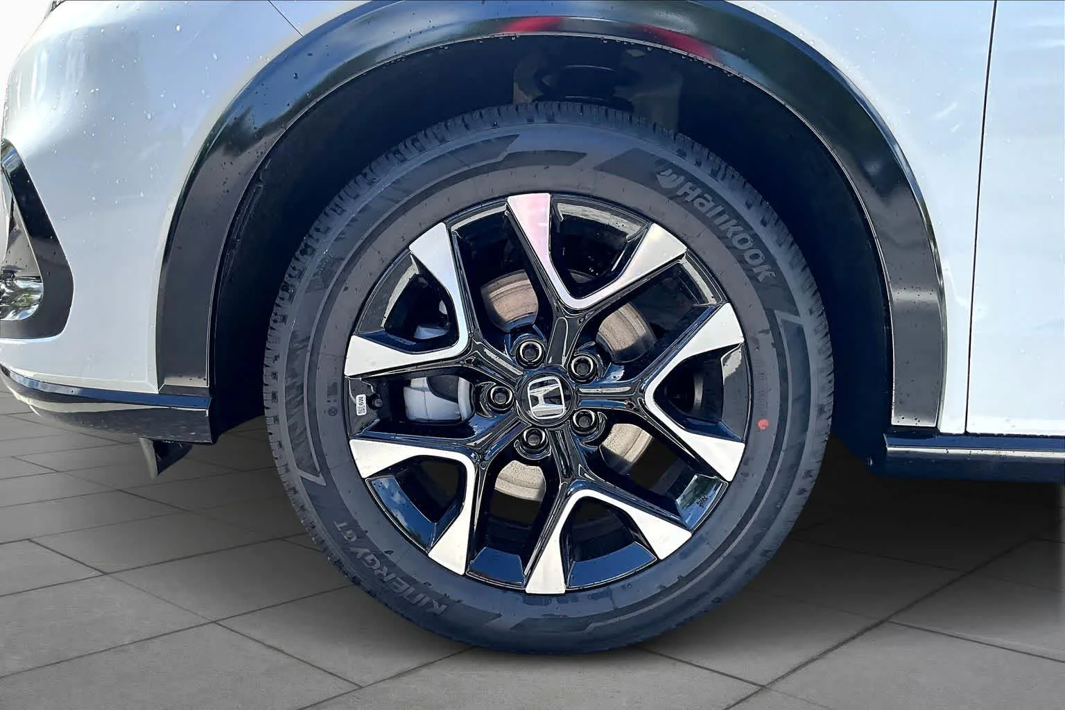 2026 Honda HR-V EX-L - Photo 9