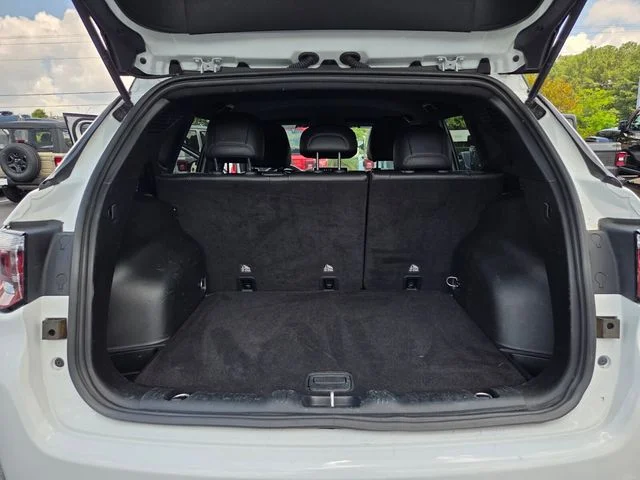 Used 2024 White Jeep Trailhawk image 33