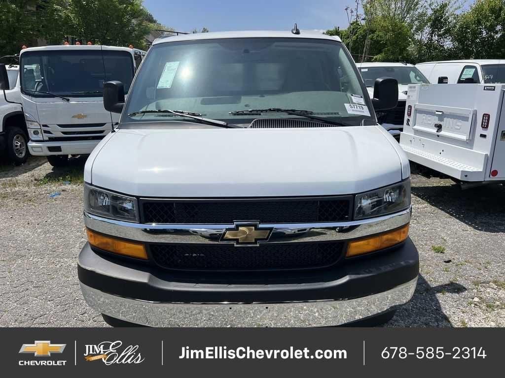2025 Chevrolet Express Cargo Work Van - Photo 2