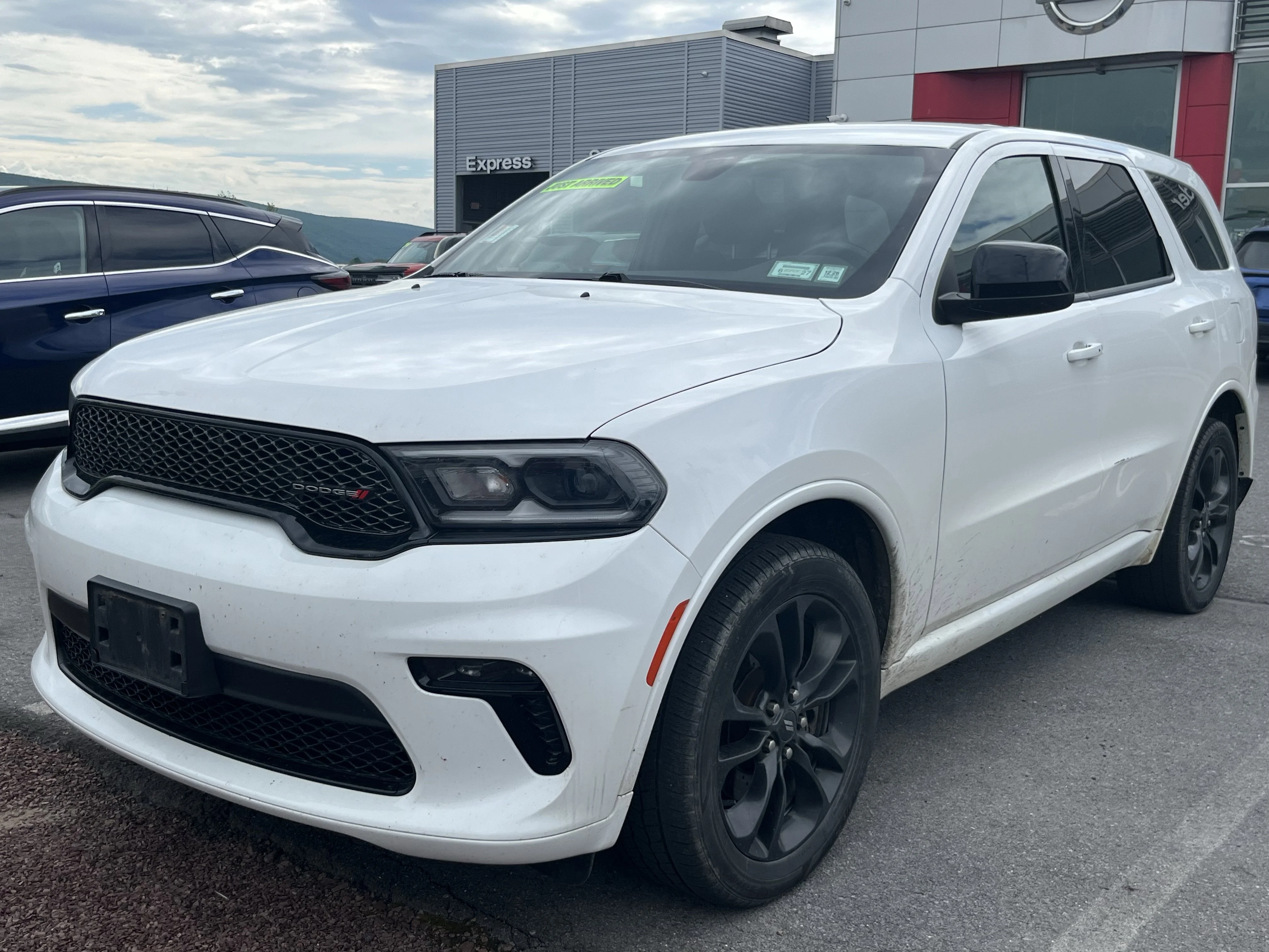 Used 2021 White Dodge SXT Plus image 5