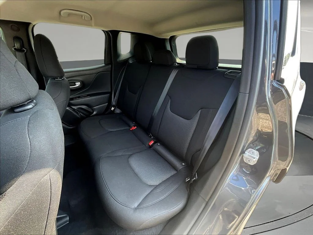 Used 2023 Gray Jeep Latitude image 24