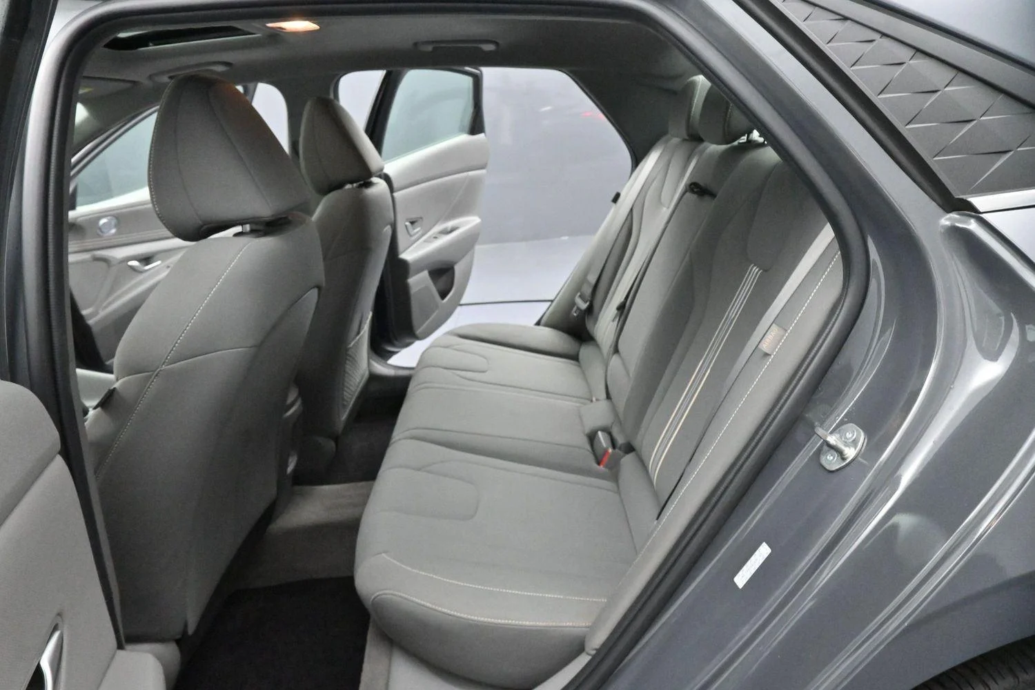 Used 2024 Ecotronic Gray Hyundai SEL image 29