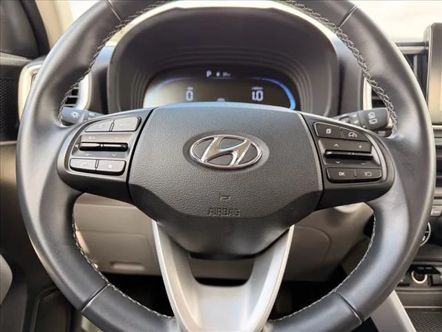 Used 2024 Red Hyundai SEL image 19