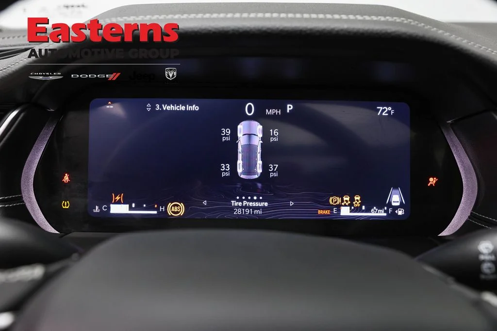 Used 2025 White Jeep Limited image 17